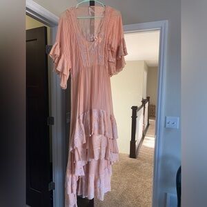 Women’s Free People long sleeve hi-lo dress size XS.